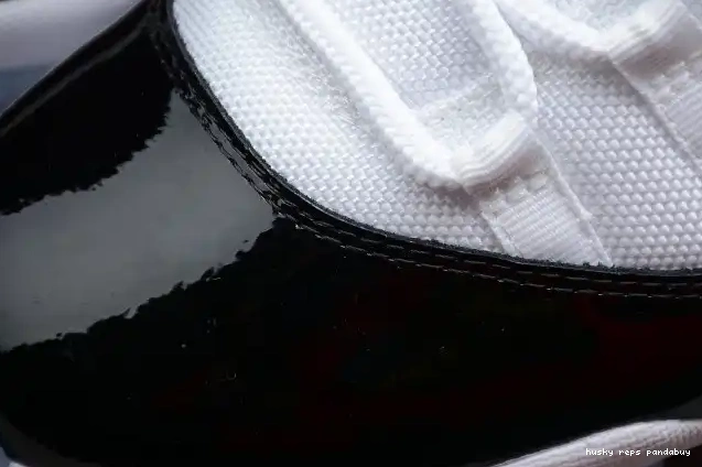 Rep Husky Low  11 Retro White 528895-153 Air 